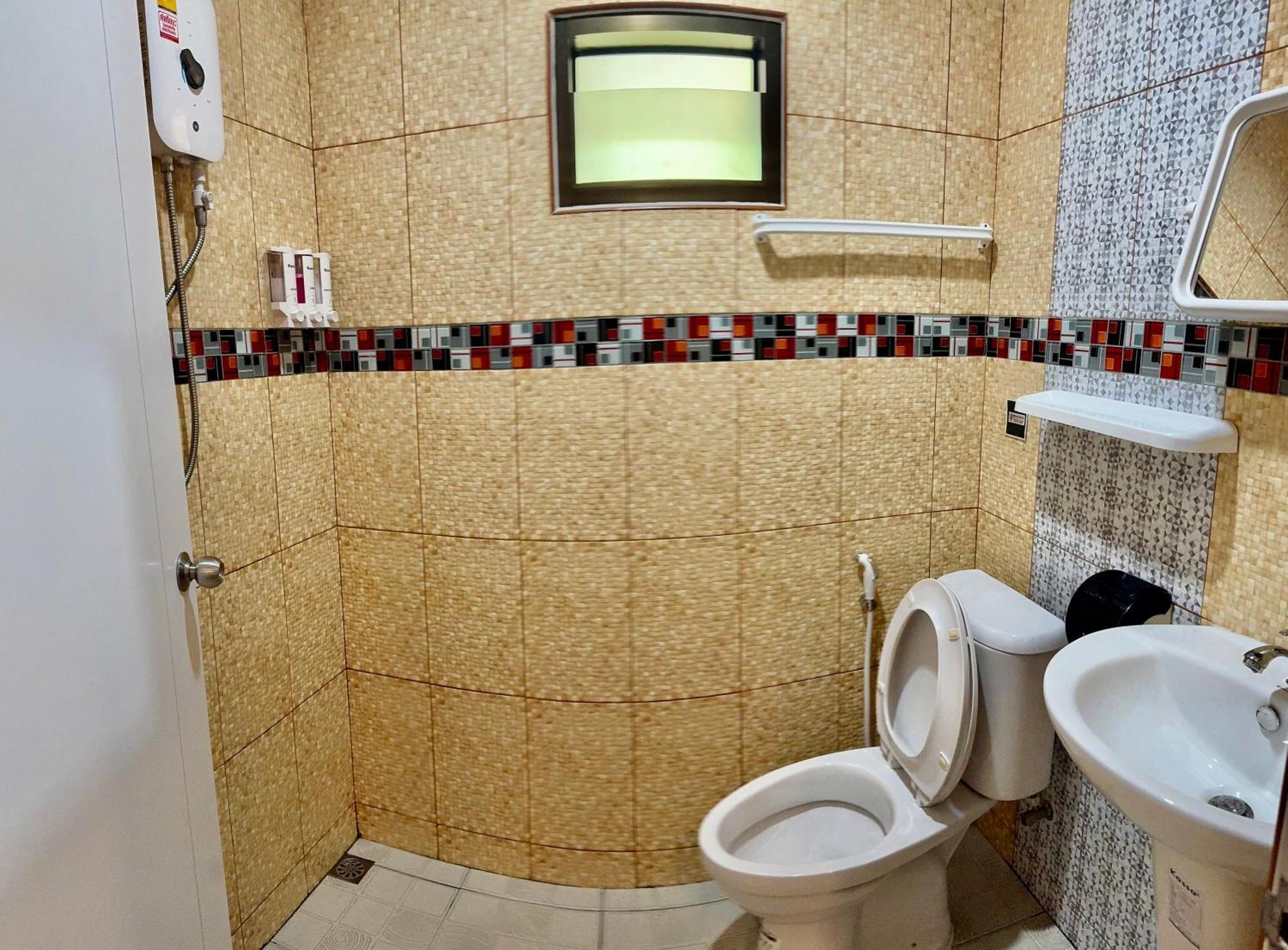 מלון Nai Yang Beach Golf House מראה חיצוני תמונה